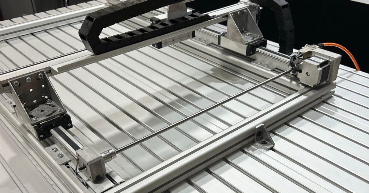 The Right Way To Design a Workbench Cobot Cell Layout